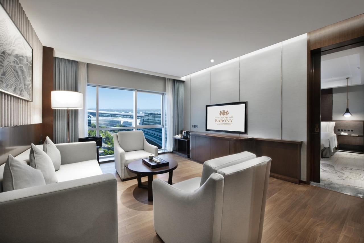 Grand Barony Qingdao Airport Hotel Kültér fotó