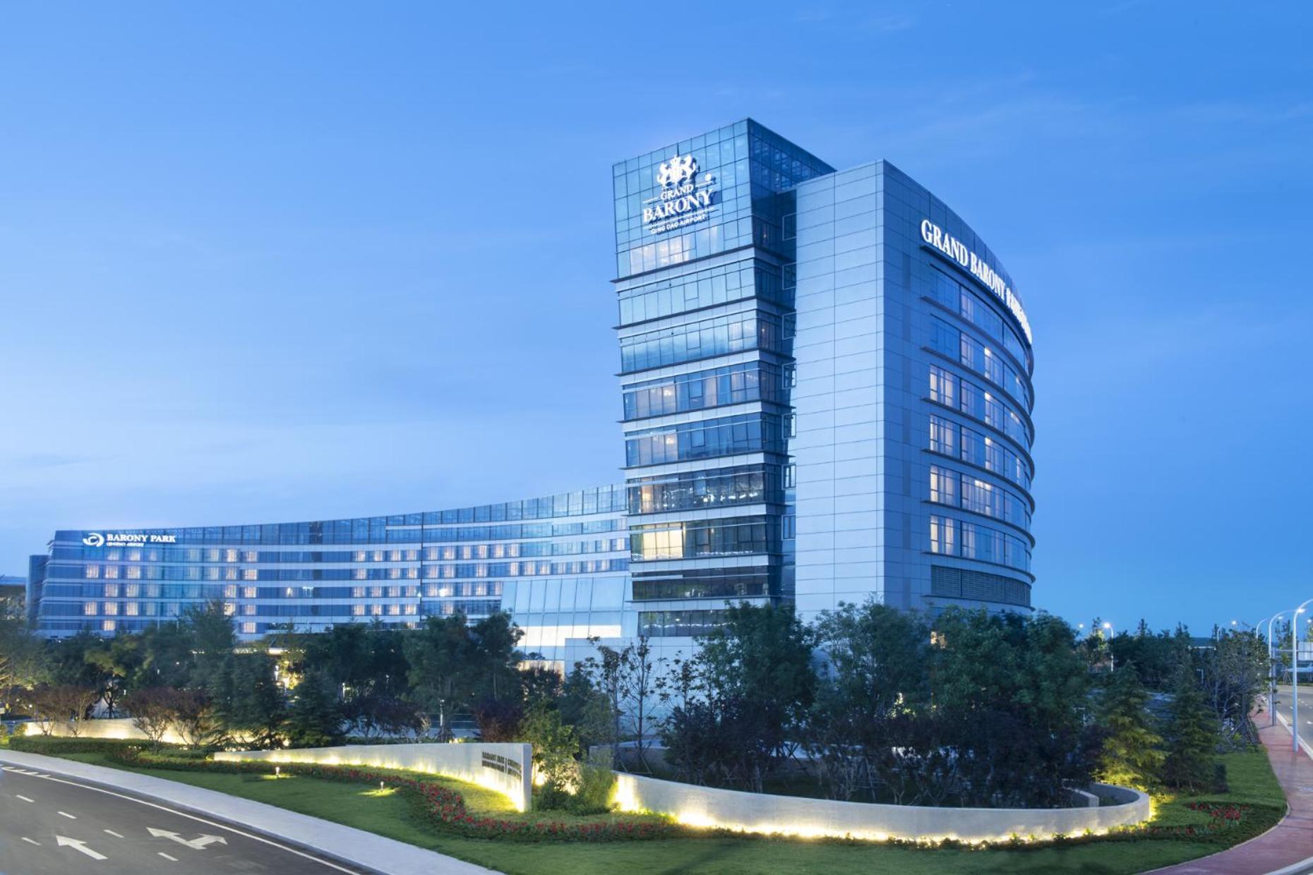 Grand Barony Qingdao Airport Hotel Kültér fotó